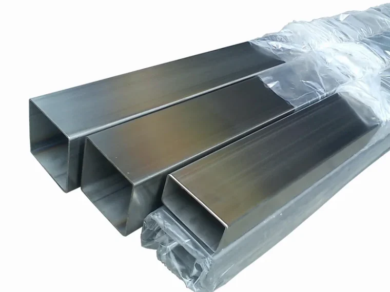 Polished stainless steel square tubes